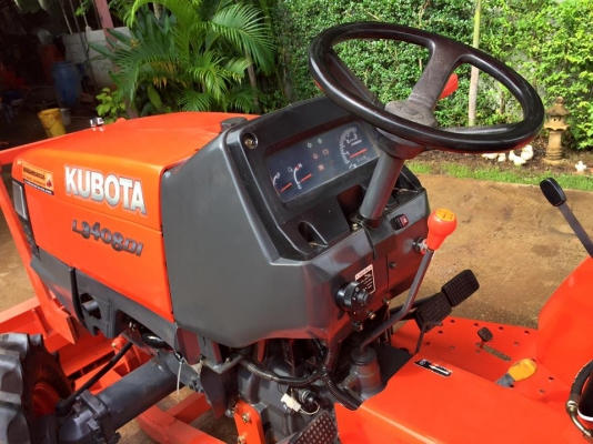 ขายรถไถKubota L3408DI (4WD) พร้อมใบมีดหน้าและผานพรวน รถพร้อมใช้งาน