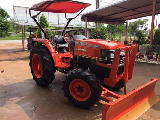 ขายรถไถKubota L3408DI (4WD) พร้อมใบมีดหน้าและผานพรวน รถพร้อมใช้งาน