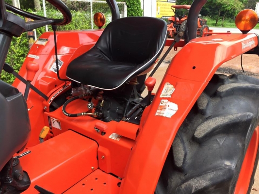ขายรถไถKubota L3408DI (4WD) พร้อมใบมีดหน้าและผานพรวน รถพร้อมใช้งาน ขายรถไถKubota L3408DI (4WD) พร้อมใบมีดหน้าและผานพรวน รถพร้อมใช้งาน