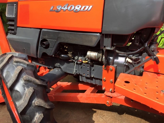 ขายรถไถKubota L3408DI (4WD) พร้อมใบมีดหน้าและผานพรวน รถพร้อมใช้งาน