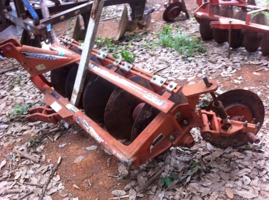 ขายรถไถKubota L3408DI (4WD) พร้อมใบมีดหน้าและผานพรวน รถพร้อมใช้งาน