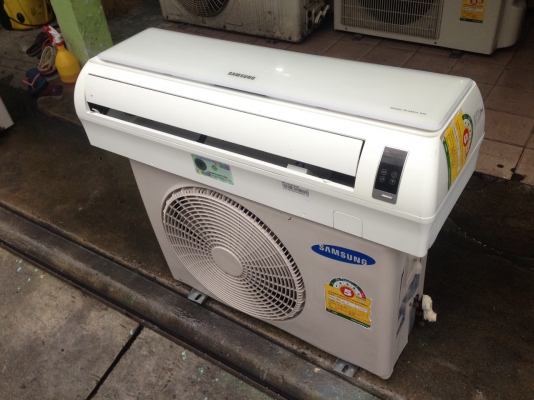 **** ขายแอร์ SAMSUNG 9000 BTU สภาพสวย ****