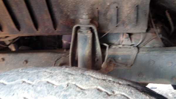 ขายรถบรรทุก 6 ล้อเทรลเลอร์หน้ายาว ISUZU 165 แรงม้า ราคา 200000