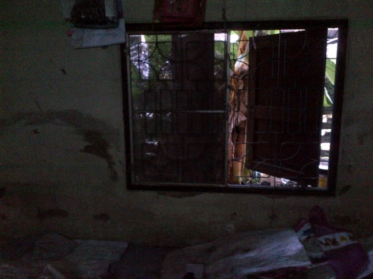 ขายบ้านไม้และบ้านปูน รวม เหมา 2หลังขายแต่บ้าน ราคา 90000 บาท  โทร 0843376760