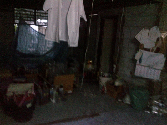 ขายบ้านไม้และบ้านปูน รวม เหมา 2หลังขายแต่บ้าน ราคา 90000 บาท  โทร 0843376760