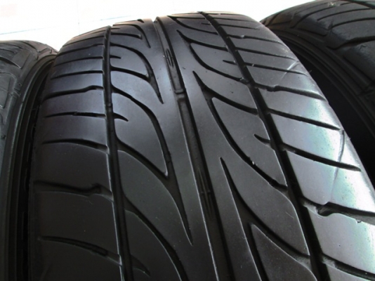 ขายยาง DUNLOP LM703 205-55-16 ดอกสวยๆ (1ชุด)