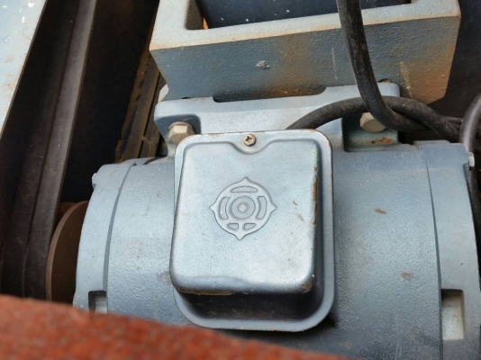 เครื่องเลื่อยไม้ ผ่าไม้ มออตอร์ไฟ 3 เฟส 3 สาย แท่นเลื่อยไม้ แบบสายพาน hitachi b750 เครื่องเลื่อยไม้ ผ่าไม้ มออตอร์ไฟ 3 เฟส 3 สาย แท่นเลื่อยไม้ แบบสายพาน hitachi b750