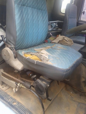 ขาย530000 ดั้มดินROCKY 175แรง คัตชีFRR  เครื่อง6BGเพาเวอร์ ทิพพึ่ สนใจติดต่อBIGราญ โทร0621171869