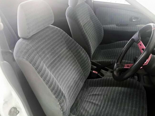 Mitsubishi lancer 1.8 ปี 97 auto lpg สีขาวสวย Mitsubishi lancer 1.8 ปี 97 auto lpg สีขาวสวย