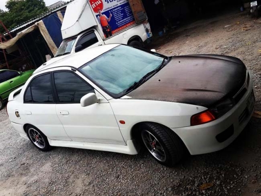 Mitsubishi lancer 1.8 ปี 97 auto lpg สีขาวสวย Mitsubishi lancer 1.8 ปี 97 auto lpg สีขาวสวย