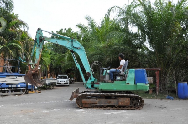 ลดกระหน่ำ!!ขายแบคโฮ KUBOTA KH45เท่า สวยเดิมจากญี่ปุ่น ทำงานสมบูรณ์ทุกระบบ รับรองไม่ผิดหวัง 260,000 เท่านั้น!!