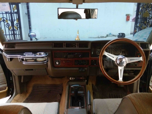 ขาย Datsun Cedric P430 เครื่องRB20 เกียร์ออโต้ ติดแก๊สแล้ว สภาพสวยพร้อมใช้ครับ