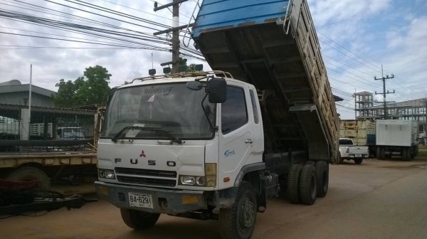 ขายไอ้หลง M6 ปี 49 คัสซีสวยตลอดเส้น เครื่องเดิม 240 แรงม้า เกียร์เดิม ช่วงล่างแน่น ยางเต็ม ระบบแอร์ครบ ทะเบียนพร้อมโอน