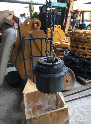 จำหน่ายอะไหล่ แบ็คโฮ ตัวเดินยกลูกใหม่เกาหลี 089-8855935