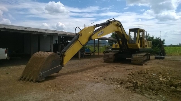 ขายแบคโฮ KOBELCO SK200-1 สภาพใช้งานได้ เครื่องดี ปั้มดี เอวแน่น ใบแทรคดีแต่โซ่ต้องได้ซ่อม เอกสารสัญญาซื้อขาย ต่อรองได้ครับ ขายแบคโฮ KOBELCO SK200-1 สภาพใช้งานได้ เครื่องดี ปั้มดี เอวแน่น ใบแทรคดีแต่โซ่ต้องได้ซ่อม เอกสารสัญญาซื้อขาย ต่อรองได้ครับ