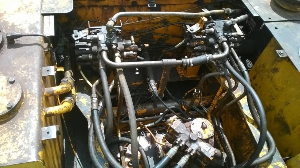 ขายแบคโฮ KOBELCO SK200-1 สภาพใช้งานได้ เครื่องดี ปั้มดี เอวแน่น ใบแทรคดีแต่โซ่ต้องได้ซ่อม เอกสารสัญญาซื้อขาย ต่อรองได้ครับ ขายแบคโฮ KOBELCO SK200-1 สภาพใช้งานได้ เครื่องดี ปั้มดี เอวแน่น ใบแทรคดีแต่โซ่ต้องได้ซ่อม เอกสารสัญญาซื้อขาย ต่อรองได้ครับ