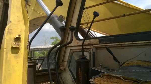 ขายแบคโฮ KOBELCO SK200-1 สภาพใช้งานได้ เครื่องดี ปั้มดี เอวแน่น ใบแทรคดีแต่โซ่ต้องได้ซ่อม เอกสารสัญญาซื้อขาย ต่อรองได้ครับ ขายแบคโฮ KOBELCO SK200-1 สภาพใช้งานได้ เครื่องดี ปั้มดี เอวแน่น ใบแทรคดีแต่โซ่ต้องได้ซ่อม เอกสารสัญญาซื้อขาย ต่อรองได้ครับ