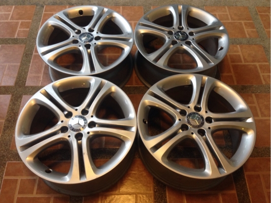 ล้อแท้ BENZ ขอบ17 สภาพใหม่มาก