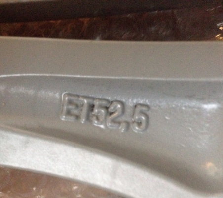 ล้อแท้ BENZ ขอบ17 สภาพใหม่มาก