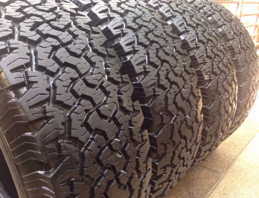 ยาง All BF goodrich 285 75 16 ปี11 ลงพื้นจริงปี13 ดอกติดหนวด ไม่มีปะ ใช้กันยาว2-3ปีสบายๆ ยาง All BF goodrich 285 75 16 ปี11 ลงพื้นจริงปี13 ดอกติดหนวด ไม่มีปะ ใช้กันยาว2-3ปีสบายๆ