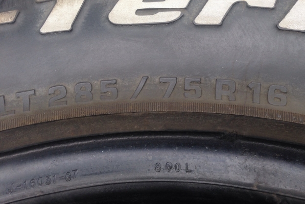 ยาง All BF goodrich 285 75 16 ปี11 ลงพื้นจริงปี13 ดอกติดหนวด ไม่มีปะ ใช้กันยาว2-3ปีสบายๆ ยาง All BF goodrich 285 75 16 ปี11 ลงพื้นจริงปี13 ดอกติดหนวด ไม่มีปะ ใช้กันยาว2-3ปีสบายๆ