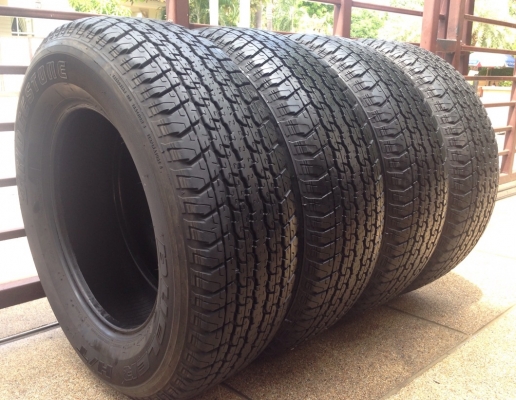 ยาง Bridgestone 255 65 17 ปี14 ดอกเต็ม ไม่มีปะ ราคาไม่แพง