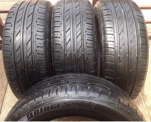 ยาง Bridgestone 205 55 16 ปี13 ดอกเยอะ เนื้อนิ่มๆ ไม่มีปะ
