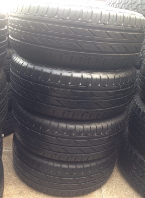 ยาง Bridgestone 205 55 16 ปี13 ดอกเยอะ เนื้อนิ่มๆ ไม่มีปะ