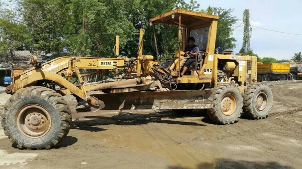 ขายรถเกรดCAT140 Gสภาพสวยพร้อมใช้ ราคาต่อรองได้ ติดต่อ อ๊อฟ พิจิตร 086-737-9991