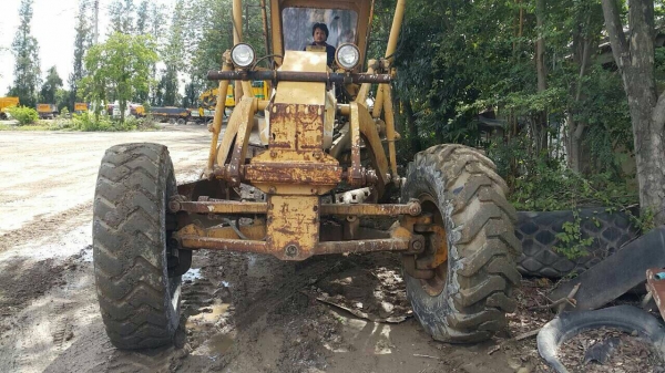 ขายรถเกรดCAT140 Gสภาพสวยพร้อมใช้ ราคาต่อรองได้ ติดต่อ อ๊อฟ พิจิตร 086-737-9991