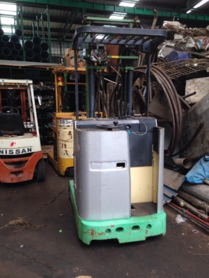 ICHIYU (นิชิยู) ยืนขับ 1.3 ตัน เสาสูง 4 เมตร เเบต 24 v