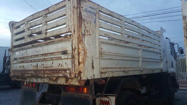 ISUZU  FTR รถสวยเหมือนใหม่จ๊ะ