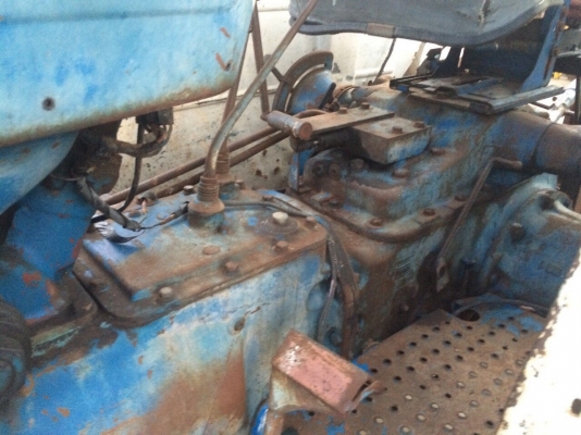 ขายด่วนรถไถฟอร์ดพร้อมใบดันผาน7 สภาพเดิมๆ สนใจติดต่อ098-4590703 ขายด่วนรถไถฟอร์ดพร้อมใบดันผาน7 สภาพเดิมๆ สนใจติดต่อ098-4590703