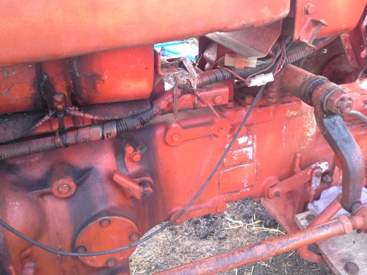 ขายครับอีซากิราคาเบาๆTS 2500สำหรับในสวนลากจูง