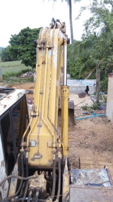 รถขุดPc200-5. คอนโทนสั้น ซีเรียล 62400. มีแอร์ ไฟตัด. รถสภาพดี พร้อมใช้