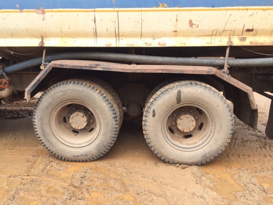 ขานรถน้ำ 10 ล้อ 2 เพลา NISSAN CW41M ขานรถน้ำ 10 ล้อ 2 เพลา NISSAN CW41M