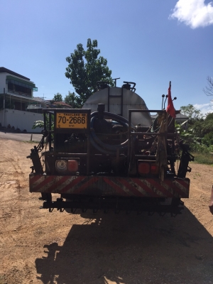 ขายรถสเปรยาง 6 ล้อพร้อมใช้งานทะเบียนพร้อม