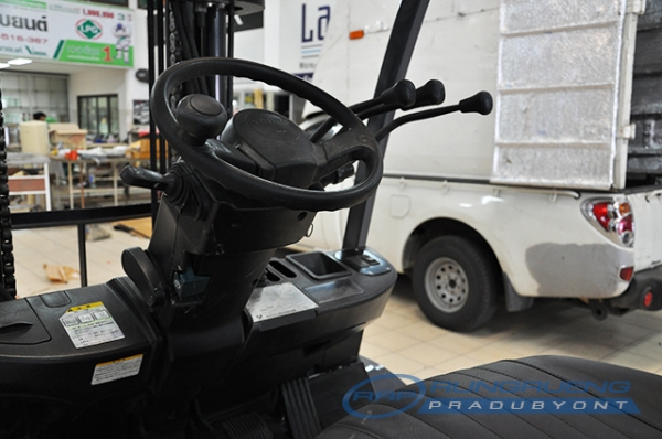 ขายรถโฟล์คลิฟท์มือสอง TOYOTA รุ่น 8FG30 ราคา 415,000 บาท นำเข้าจากประเทศญี่ปุ่น 100\% ไม่เคยใช้งานในไทย ขายรถโฟล์คลิฟท์มือสอง TOYOTA รุ่น 8FG30 ราคา 415,000 บาท นำเข้าจากประเทศญี่ปุ่น 100\% ไม่เคยใช้งานในไทย