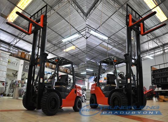 ขายรถโฟล์คลิฟท์มือสอง TOYOTA รุ่น 8FG30 ราคา 415,000 บาท นำเข้าจากประเทศญี่ปุ่น 100\% ไม่เคยใช้งานในไทย ขายรถโฟล์คลิฟท์มือสอง TOYOTA รุ่น 8FG30 ราคา 415,000 บาท นำเข้าจากประเทศญี่ปุ่น 100\% ไม่เคยใช้งานในไทย