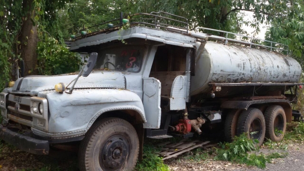 ขายรถบรรทุกน้ำ 10 ล้อหน้ายาวเพลาเดียวทะเบียนพร้อม