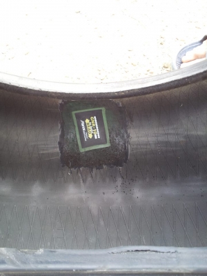 น้องฝากขาย 285/75/16 MAXSIS MT ปี 11 มีตำหนิ 2 เส้นครับ น้องฝากขาย 285/75/16 MAXSIS MT ปี 11 มีตำหนิ 2 เส้นครับ