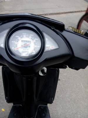 ขายลูกเดียว คลิกๆหล่อๆ ปี2550 รถบ้าน ราคาเบาๆ เล่มเอกสารครบ