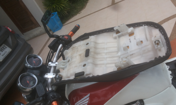 cb 1300 ปี 2002  อินวอย สรรพสามิตร แท้ 125,000 บาท พร้อมส่ง