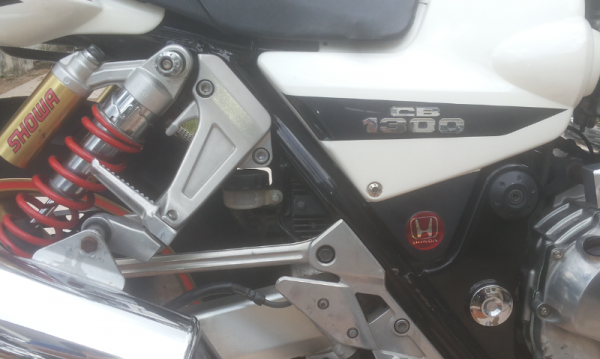 cb 1300 ปี 2002  อินวอย สรรพสามิตร แท้ 125,000 บาท พร้อมส่ง