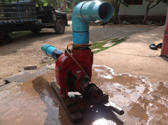 ขายปั้มแรงดัน 4" สภาพพร้อมใช้งาน 3500