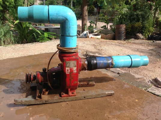 ขายปั้มแรงดัน 4" สภาพพร้อมใช้งาน 3500