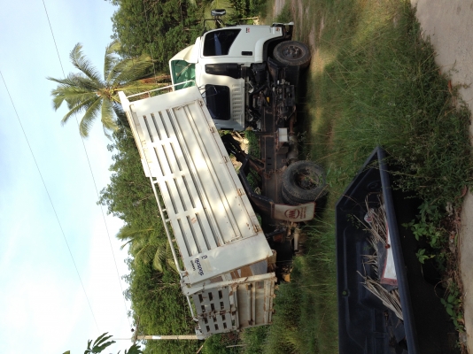 6 ล้อ ISUZU 210 แรงม้า แบบดั๊มพ์ 6 ล้อ ISUZU 210 แรงม้า แบบดั๊มพ์