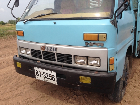 ISUZU CHEETAH เครื่อง 4BB1 มีภาพวีดีโอ น๊อตล้อ 6 ตัว F หน้า F หลัง ราคา 175,000 บาท เครื่องดี-เกียร์