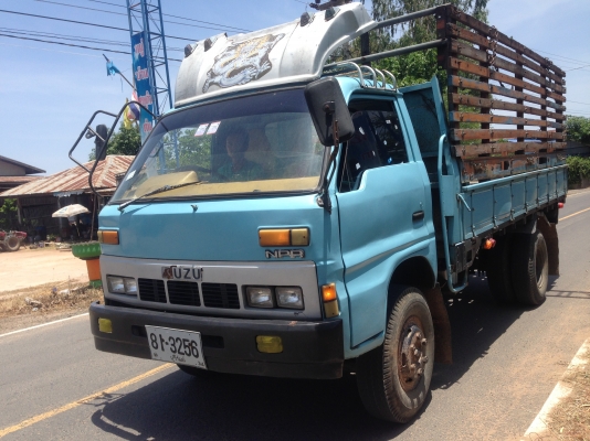 ISUZU CHEETAH เครื่อง 4BB1 มีภาพวีดีโอ น๊อตล้อ 6 ตัว F หน้า F หลัง ราคา 175,000 บาท เครื่องดี-เกียร์