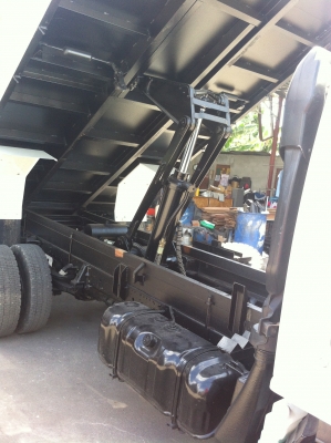 ขาย!!!  รถกระบะดั้ม 6 ล้อ NPR เครื่อง 4HK สภาพดีมาก